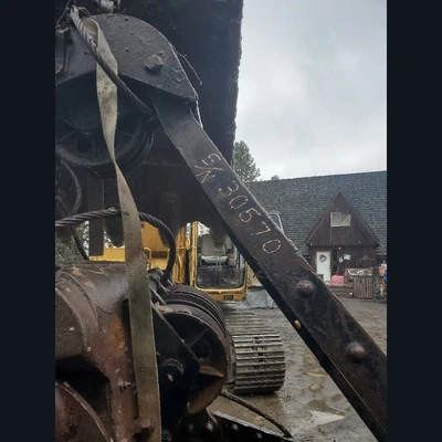 1.25 Yard Clamshell Bucket with Teeth