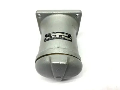 USED APPLETON MOUNTING RECEPTACLE 3-POLE 100A 3W