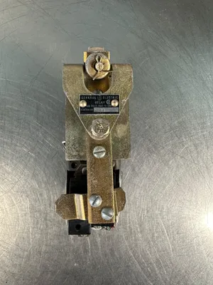 Used General Electric IC2820A100BB Relays & Switches | Palmetto Automation #1149879