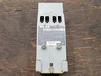 NEW ALLEN-BRADLEY 700-RTR00N000A1