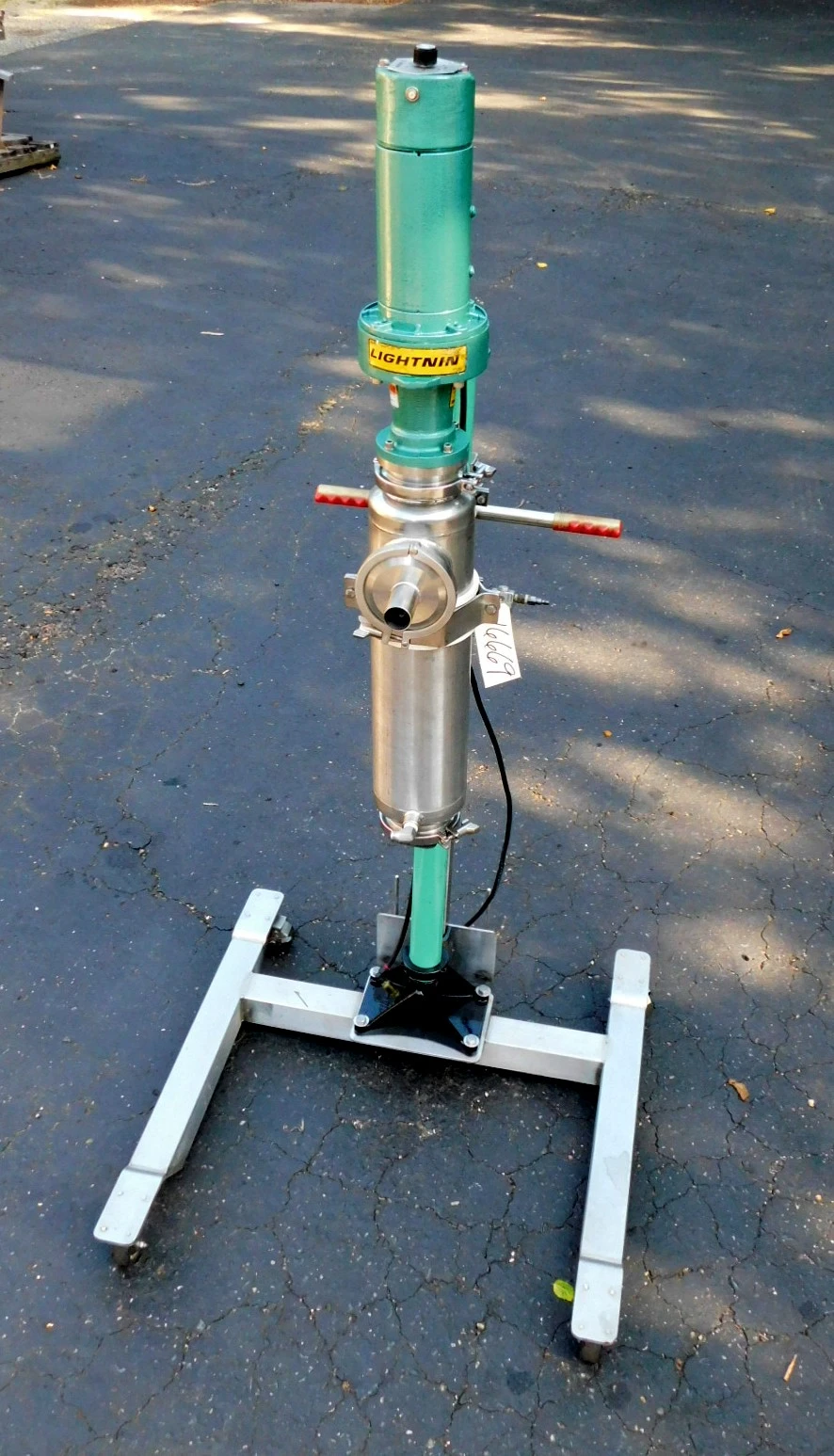 USED LIGHTNIN CONTINIOUS EV1L33M