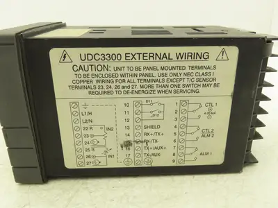 Honeywell UDC3300  Digital Temperature Controller DC330B-E0-000-20-000000-00-0