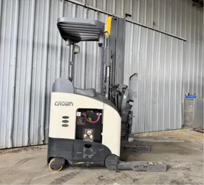 Used 2014 CROWN RM6025-45 Reach Trucks Pennsylvania US | National Lift Equipment #1382262