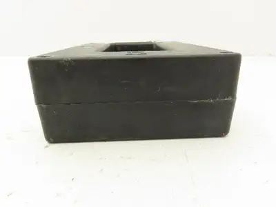 Square D 260R-302 Full Wave Current Transformer 3000:5 Ratio 600V 25-400Hz
