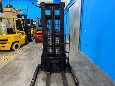 Used 2015 RAYMOND RSS40 Stackers Minnesota US | Birnstengel Equipment #1550201