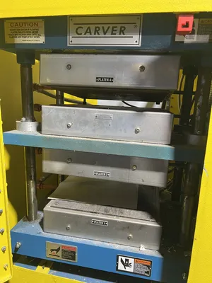 USED 1997 CARVER CARVER CMG302H-12-ASTM PRESS