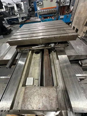 1979 TOSHIBA BT-10BR1PD Horizontal Boring Mill | Machine Tool Emporium (9)