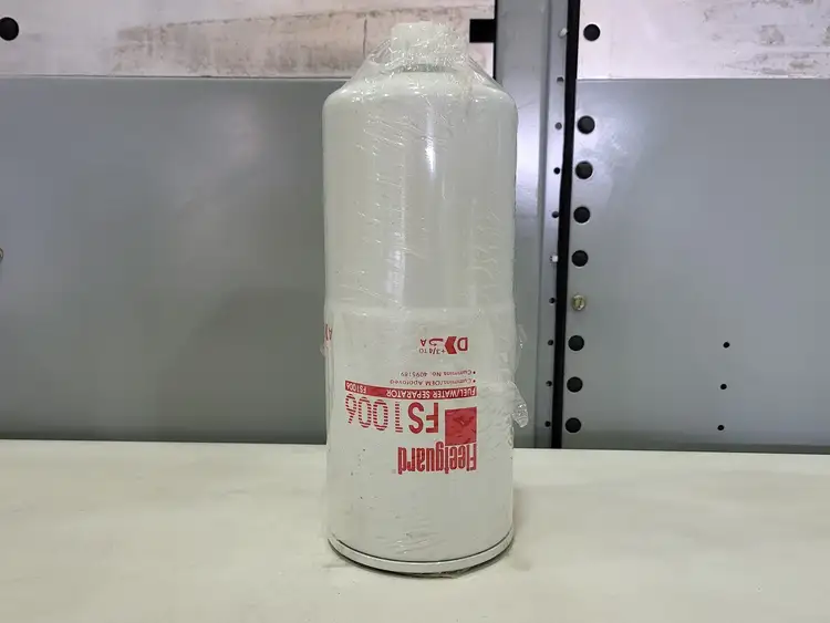 Used FLEETGUARD FS1006 Parts (Hydraulics and Pneumatics) British Columbia CA | Lenmark #264843