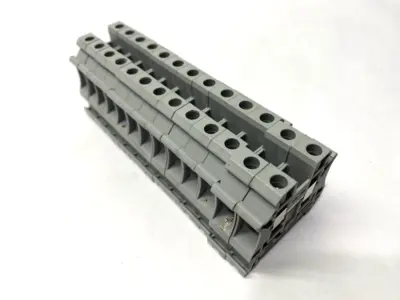 USED PHOENIX CONTACT FEED-THROUGH TERMINAL BLOCK 3044160 LOT OF 13