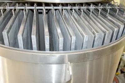 Velo S.P.A. Vertical Leaf &amp; Tank Filter, Model CFV35, Stainless Steel