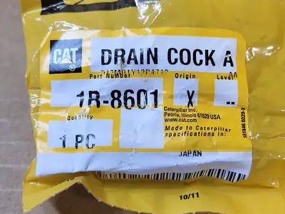 NEW CATERPILLAR 1R-8601