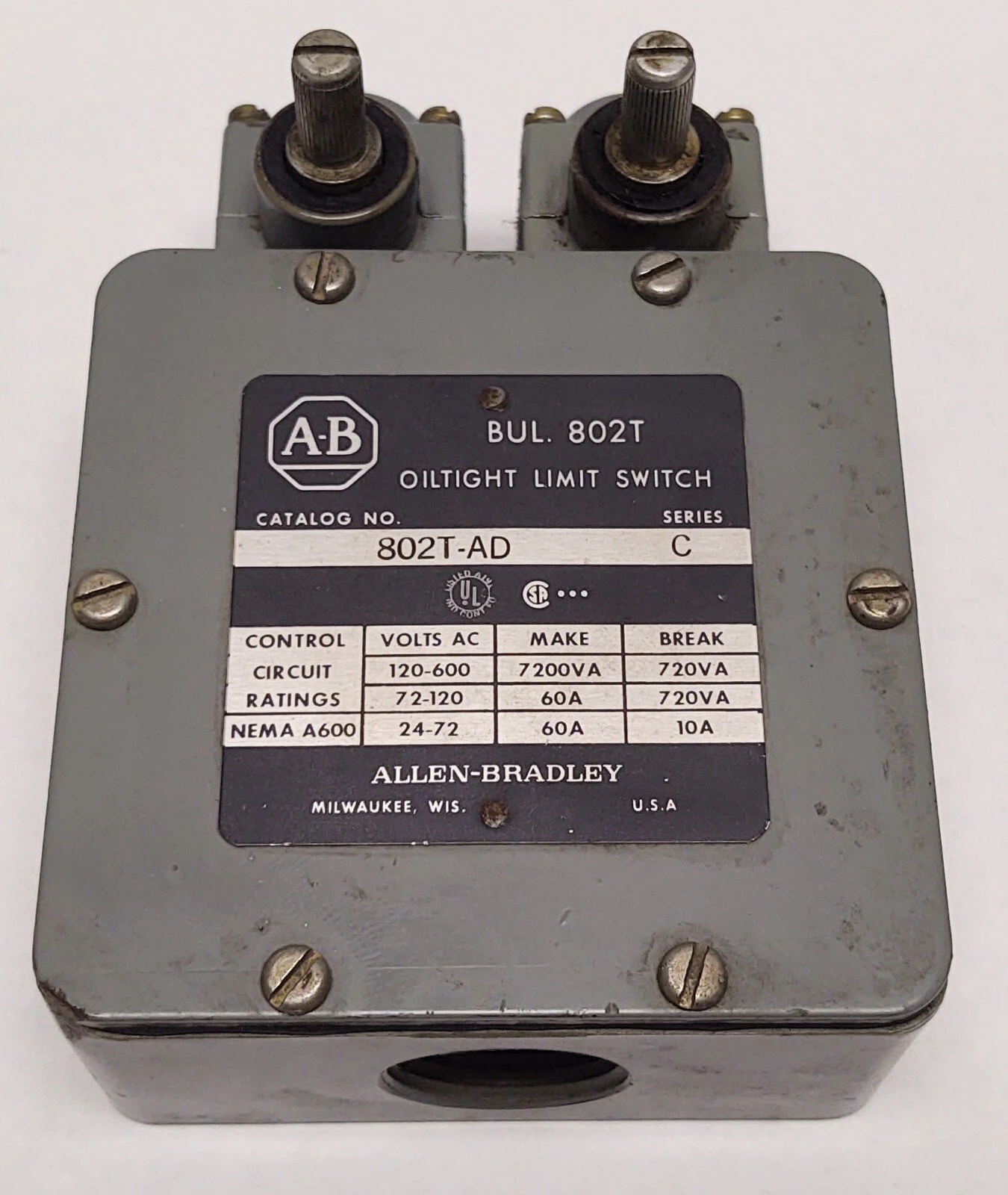 New Allen Bradley 802T-AD OilTight Limit Switch Series C NOS No Box