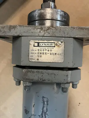 USED LYNAIR SMHH-3-1/4C42
