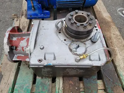 Right Angle Gear Reducer