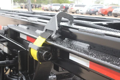 New | in-Stock 2025 MACK MD6 Rolloff Trucks Texas US | Roll Off Truck World #1491872