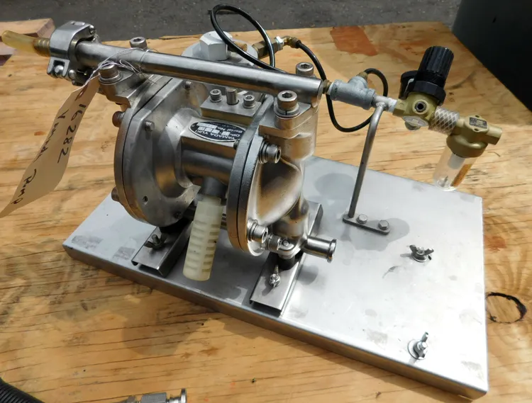 Used YAMADA DIAPHRAM PUMP DP-10-SST Pumps New Jersey US | Champion Trading Corporation #424421