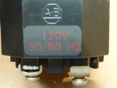 USED ALLEN BRADLEY 800T-PB16 RED