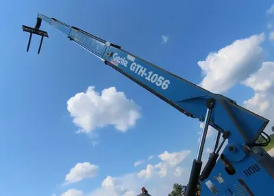 USED 2011 GENIE GH-1056