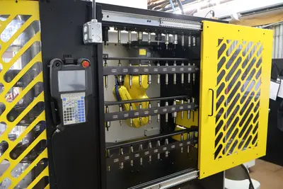 2022 FANUC ROBODRILL ALPHA D21MIB5 ADV Vertical Machining Centers (5-Axis or More) | Machinery Resources International (9)