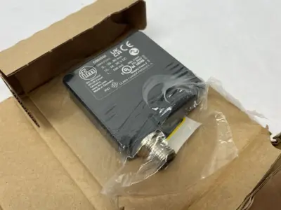 USED IFM OPTICAL LASER DISTANCE SENSOR, MICROMETER RANGE