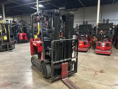 Used 2017 RAYMOND 4750C40 4-Wheel Sit down Electric Counterbalance Forklifts Illinois US | Somerset Equipment Sales #1546144