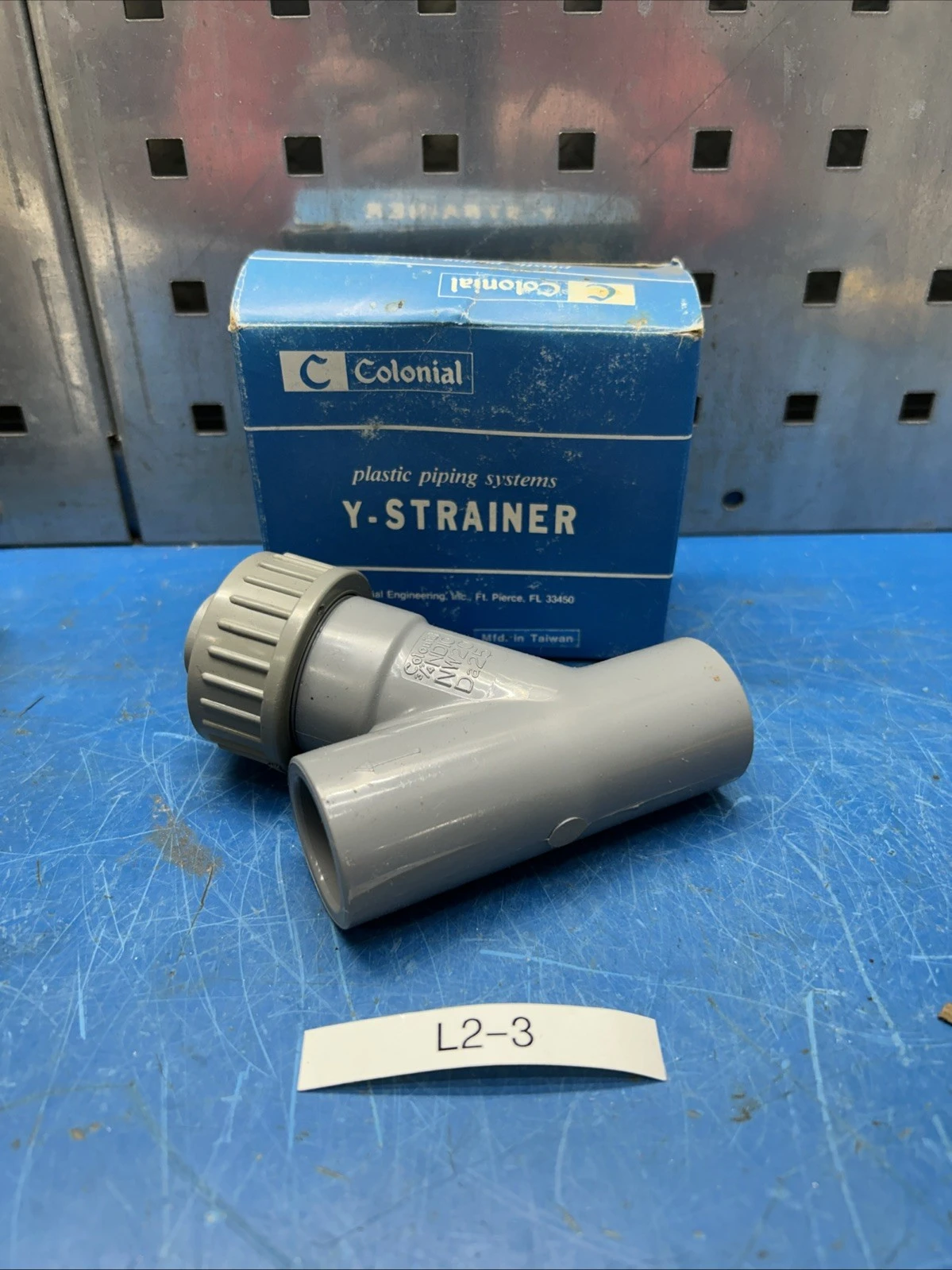 NEW COLONIAL V08284B