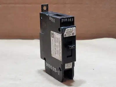 Used CUTLER-HAMMER GBH1015 Switchgears British Columbia CA | Lenmark #835790