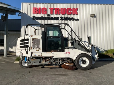 Used 2018 ELGIN PELICAN Street Sweeper California US | Big Truck & Equipment #1412302