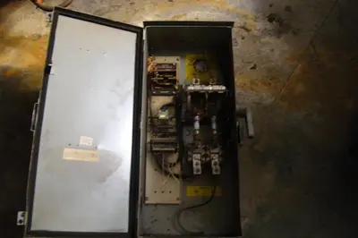 USED CUTLER HAMMER 1200C038002
