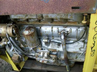 USED IHC INTERNATIONAL 6 CYLINDER DIESEL ENGINE