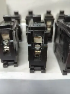 Used SIEMENS Q120 Miscellaneous Equipment (Electrical & Power) | Surplus Asset Holdings #1191169