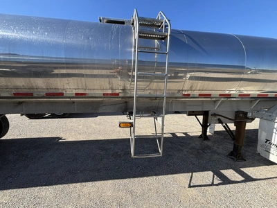 Used 1998 WALKER MILK TANKER TRAILER Liquid Supply Trailers Michigan US | Miedema Asset Management Group #1709504