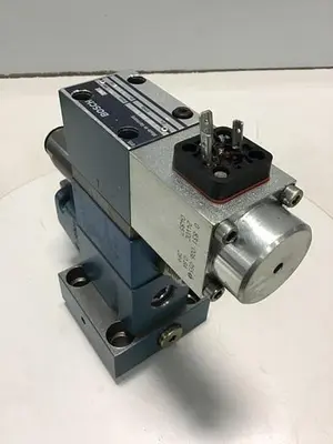 USED BOSCH 0 811 402 019