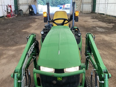 Used JOHN DEERE 1025 R Sub-Compact & Compact Tractors Michigan US | Miedema Asset Management Group #1413783
