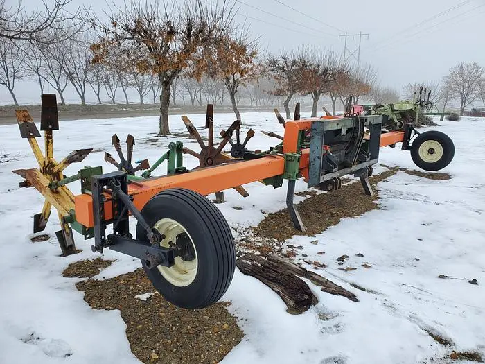 Used WELD SHOP 3 BED Rotary Hoes GB | Berry Machinery #911026