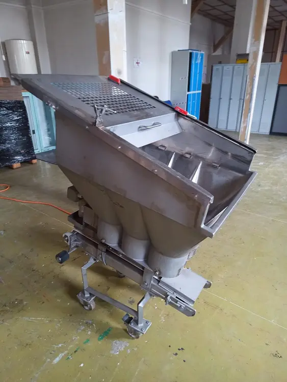 Used 2005 OVERVELD MACHINES LWBNU 175X880 Screens (Misc) CZ | Amaron s.r.o. #1064525
