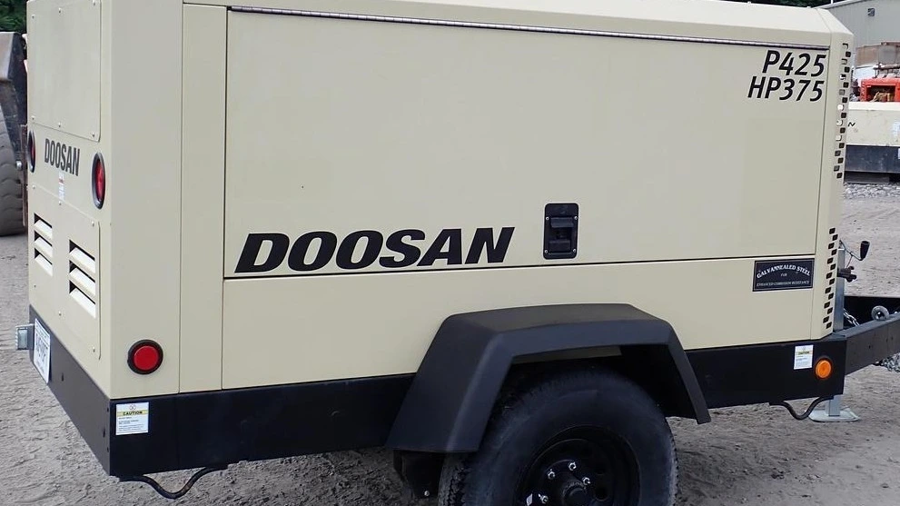 USED 2022 Doosan P425/HP375