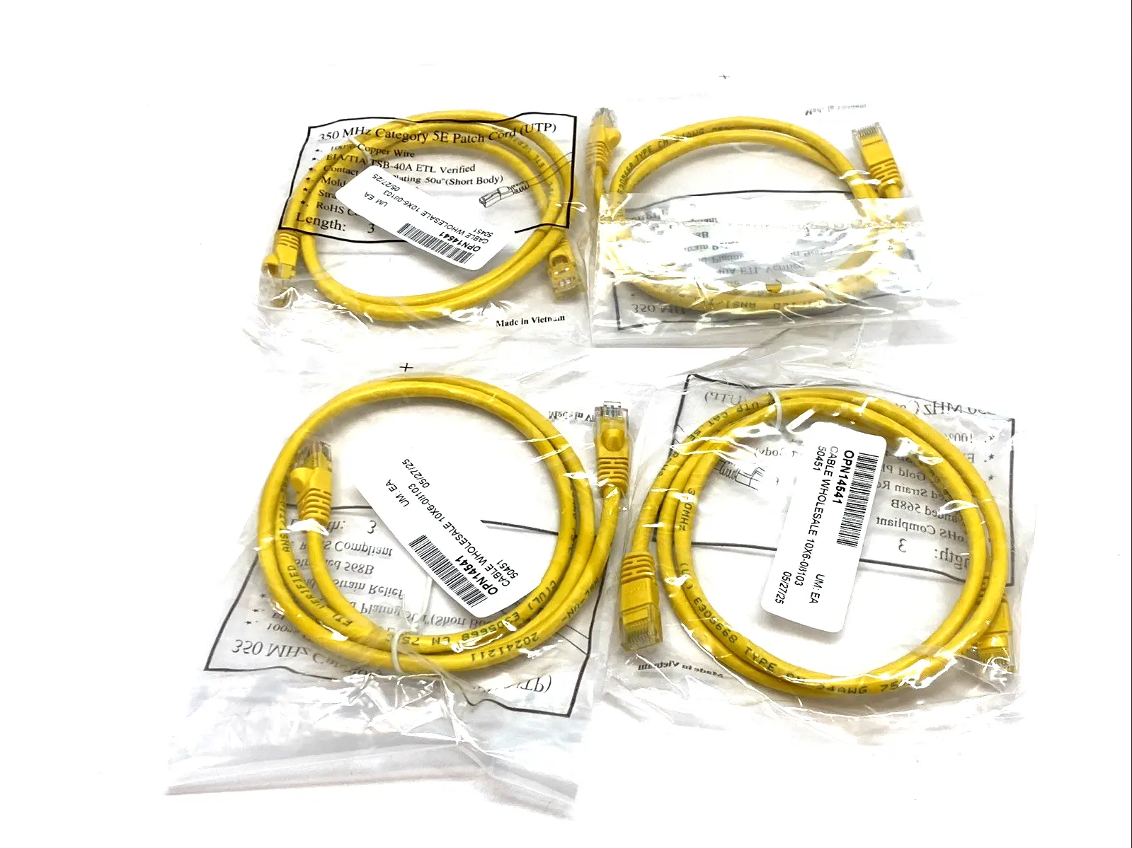E305668 | Cat5e  24 AWG 350MHz UTP Type CM Cable LOT OF 4 - New