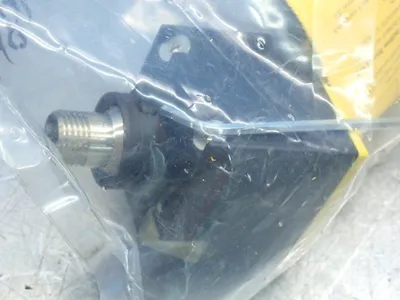 NEW TURCK NI35UCK40ADZ30X2B3131W/BS4