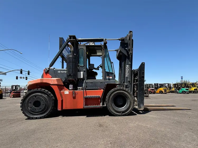 Used 2018 TOYOTA THD3000@24 Internal Combustion Forklifts: Pneumatic Tire Arizona US | Forklift Exchange #1274711