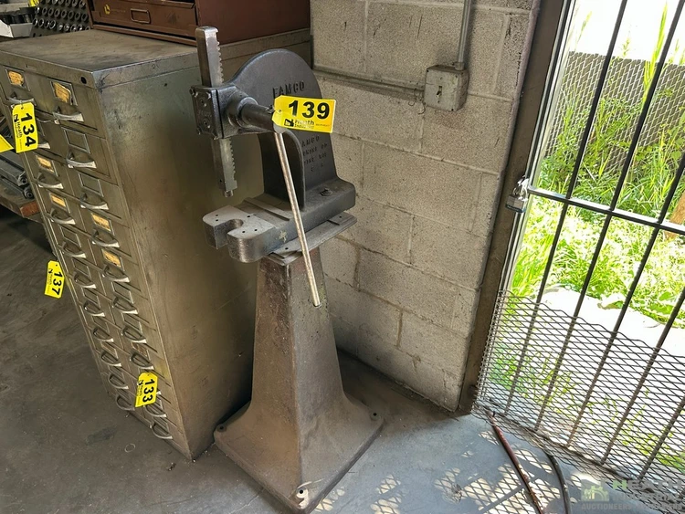 Used _UNKNOWN_ FAMCO #2 ARBOR PRESS W-STAND Arbor Presses Illinois US | Heath Industrial Auction Services #1419917