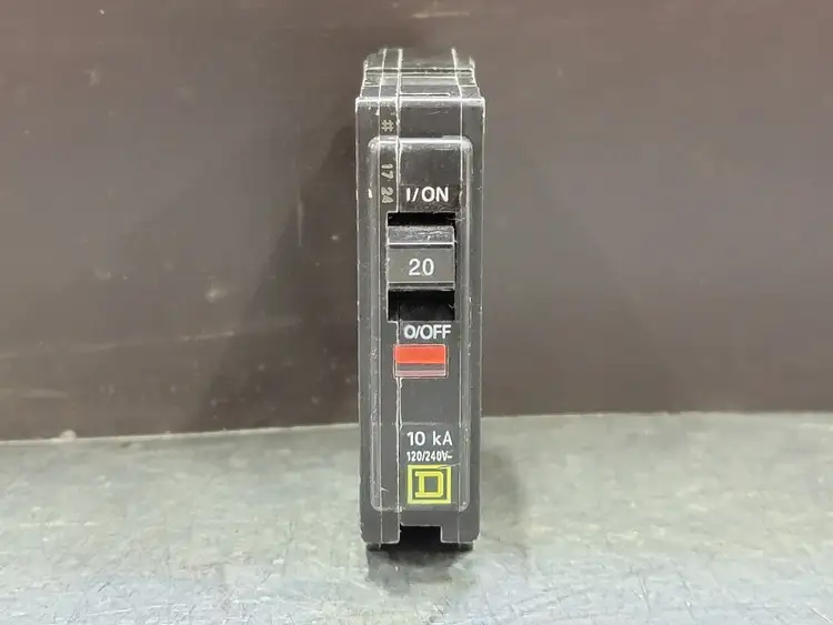 Used SQUARE D QO115 Switchgears British Columbia CA | Lenmark #243669