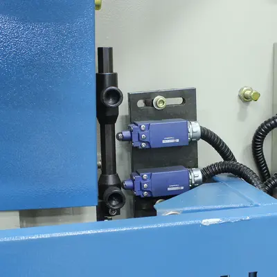 New | in-Stock BAILEIGH BP-3305CNC Press Brakes Illinois US | Olympus Machinery Group #1348367