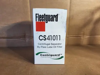 NEW FLEETGUARD CS41011