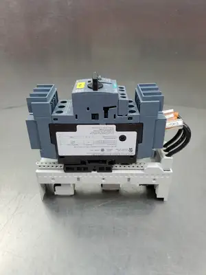 USED Siemens 3RV2711-1BD10 SIRIUS Circuit Breaker w/8US1651-5DK02 Base Unit