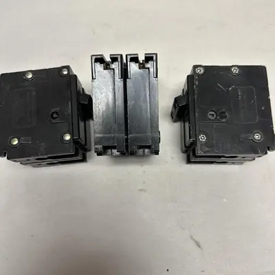 Used CUTLER-HAMMER BR230 Circuit Breakers | Surplus Asset Holdings #1188961