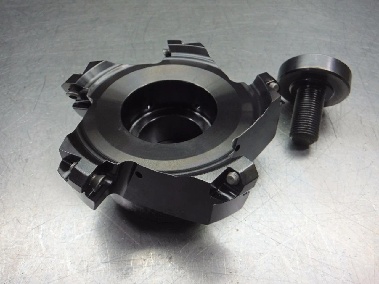 Kennametal 4" Indexable Facemill 1.25" Arbor KS0M4000F6445M5 (LOC2677B)