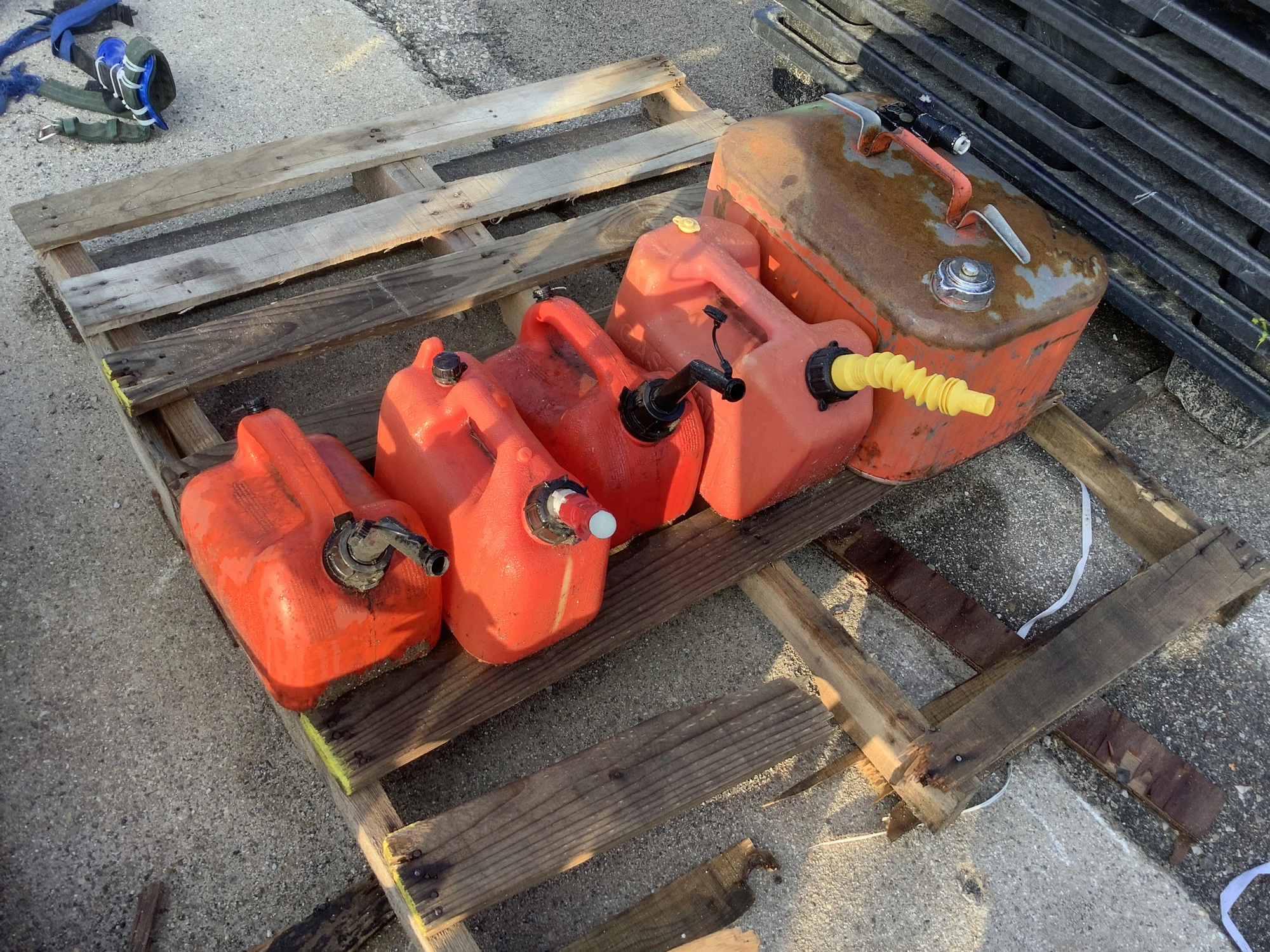 Used _UNKNOWN_ _UNKNOWN_ Stationary Fuel Tanks Michigan US | Miedema Asset Management Group #1411088