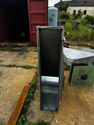 Used 2012 S.A.F. DBS-200RCS Blast Room (Manual Booth) CZ | Amaron s.r.o. #1061607
