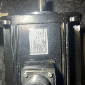 USED YASKAWA SGMG-09A2AB